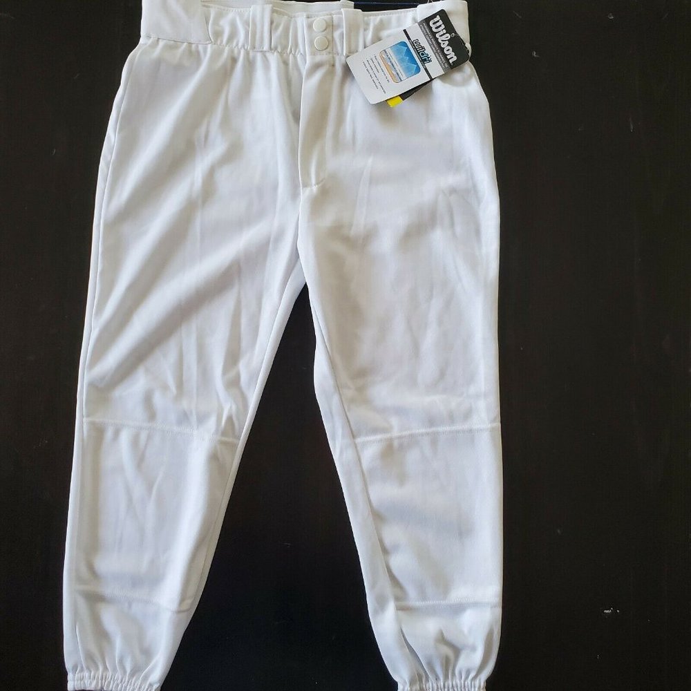 Wilson Youth XL White Wildri. ATHLETIC COMFORT